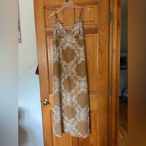 Nordstrom formal maxi dress Size 6 Beige/Yellow with White Design